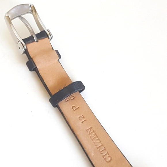 CITIZEN Eco-Drive Crystals & Mother of Pearl Women's Watch 💕 Needs a Battery! - Picture 7 of 14